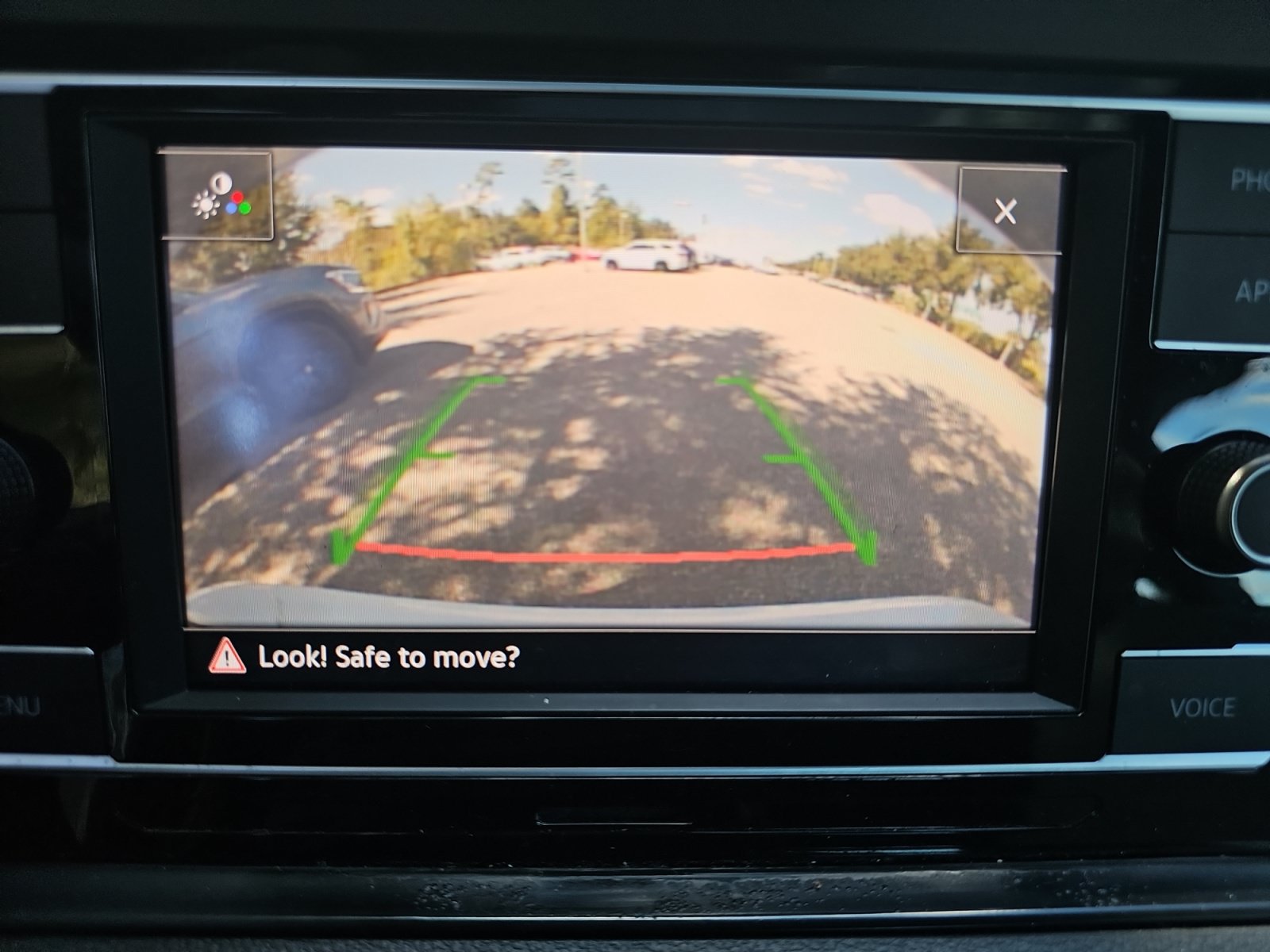 Used 2020 Volkswagen Jetta R-Line FWD image 16