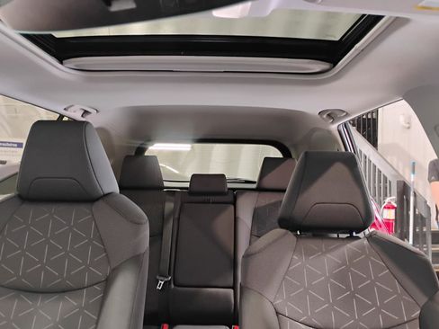 Used 2025 Toyota RAV4 XLE w/ Convenience Package image 43