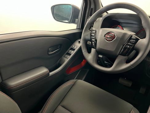 New 2026 Nissan Frontier PRO-4X w/ Pro-4x Convenience Package AWD/4WD image 11