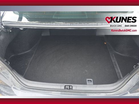 Used 2025 Toyota Camry Hybrid image 16