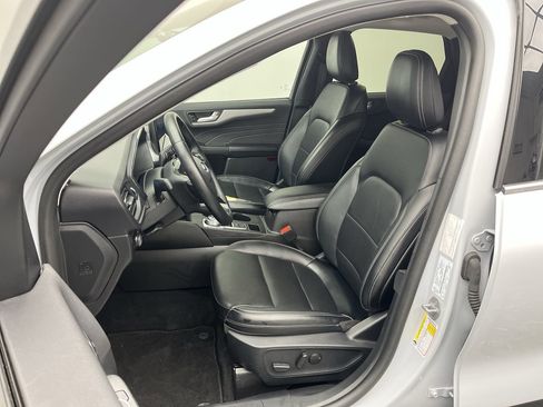 Certified 2025 Ford Escape Platinum image 15