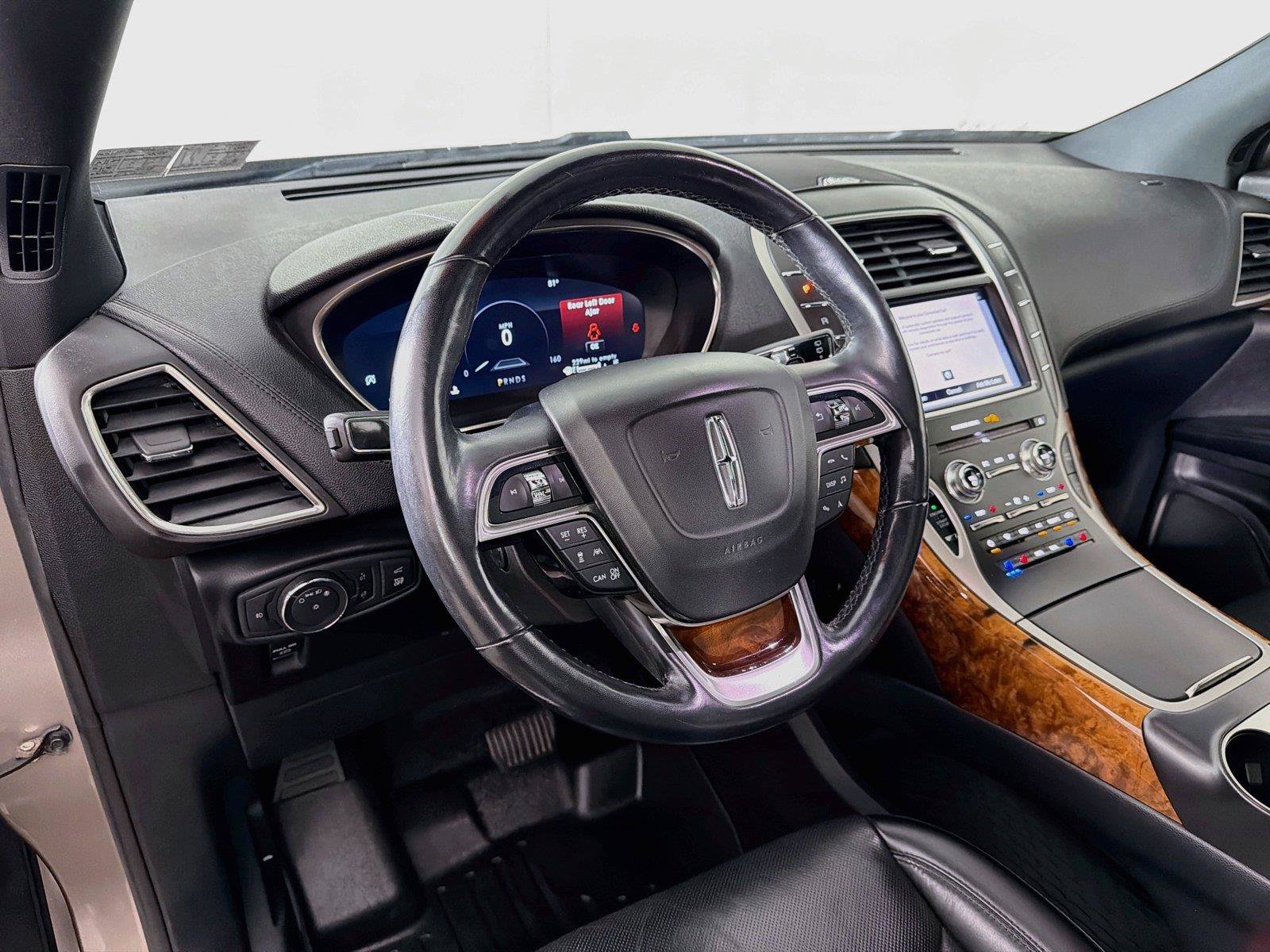 Used 2019 Lincoln Nautilus Reserve AWD/4WD image 16