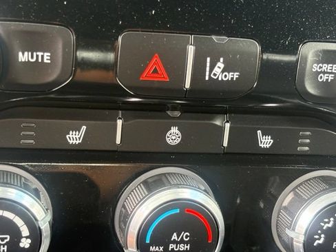 Used 2026 RAM 1500 Big Horn AWD/4WD image 8