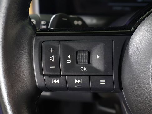 Used 2023 Nissan Rogue Platinum AWD/4WD image 43
