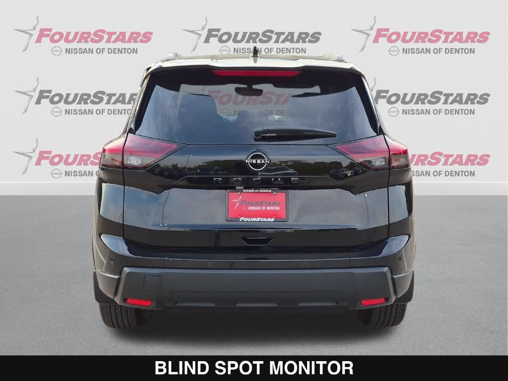 New 2026 Nissan Rogue Dark Armor FWD image 5