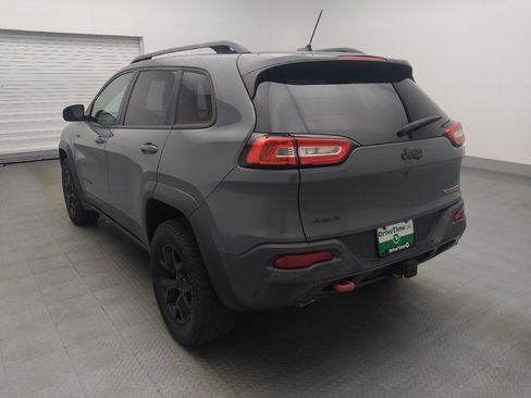 Used 2015 Jeep Cherokee Trailhawk w/ Comfort/Convenience Group AWD/4WD image 5