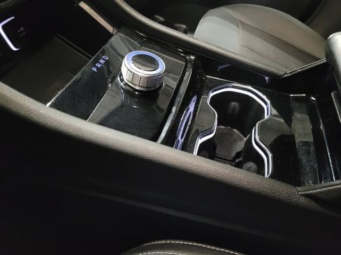 Used 2023 Jeep Grand Cherokee Laredo w/ Luxury Tech Group I image 26