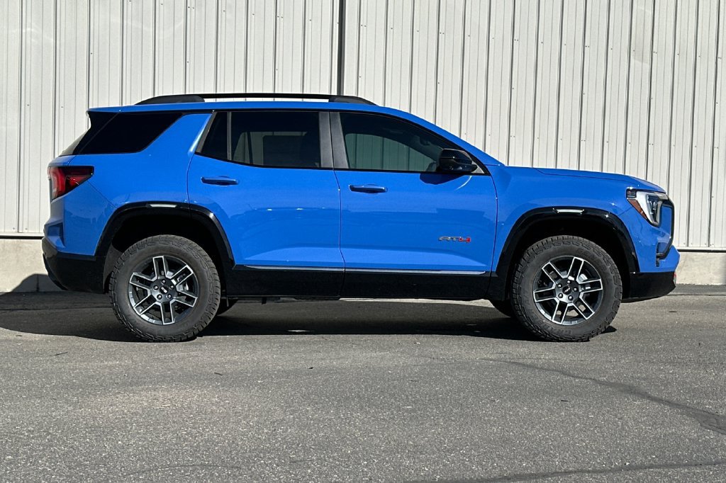 New 2027 GMC Terrain AT4 w/ Convenience Package III AWD/4WD image 11