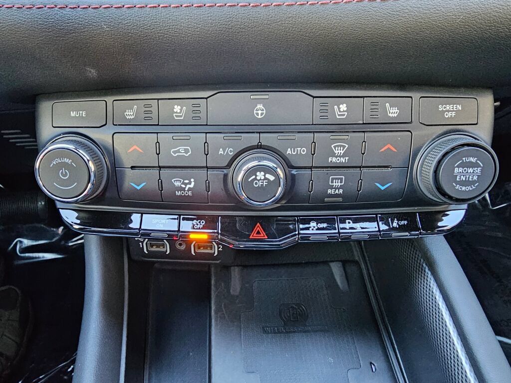 Used 2022 Dodge Durango R/T AWD/4WD image 29
