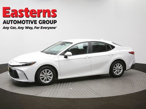 Used 2025 Toyota Camry LE FWD image 58