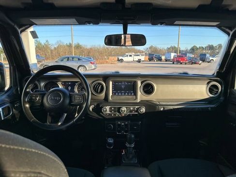 Certified 2021 Jeep Wrangler Unlimited Sport image 31