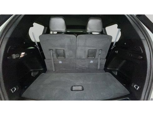 Used 2024 Jeep Grand Cherokee L Altitude AWD/4WD image 18