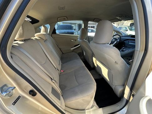 Used 2010 Toyota Prius Five image 16