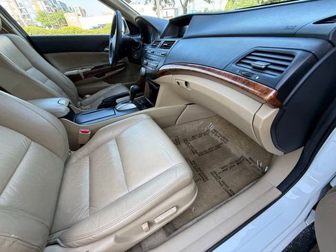 Used 2012 Honda Accord EX-L image 41