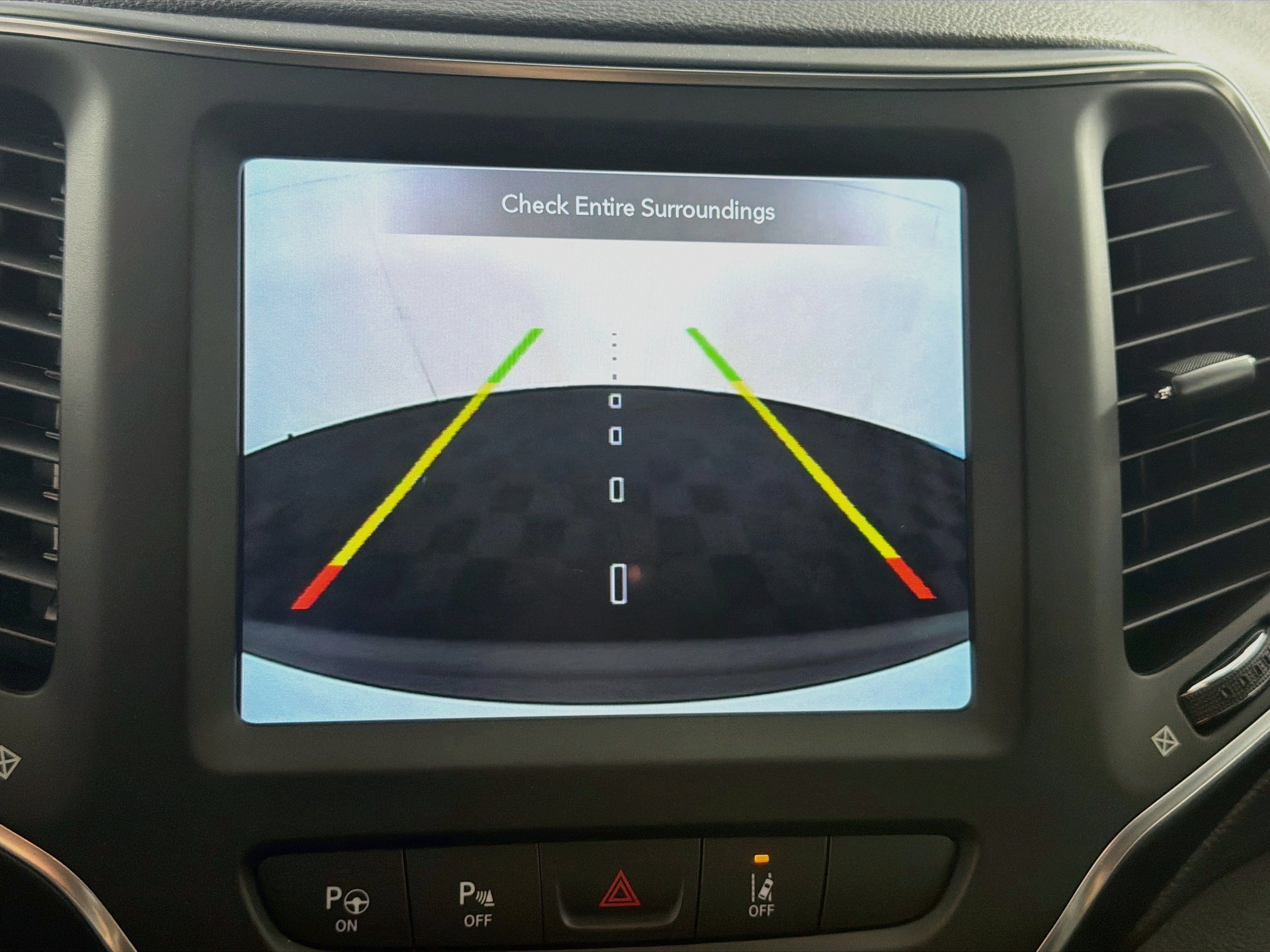 Used 2023 Jeep Cherokee Altitude Lux AWD/4WD image 23