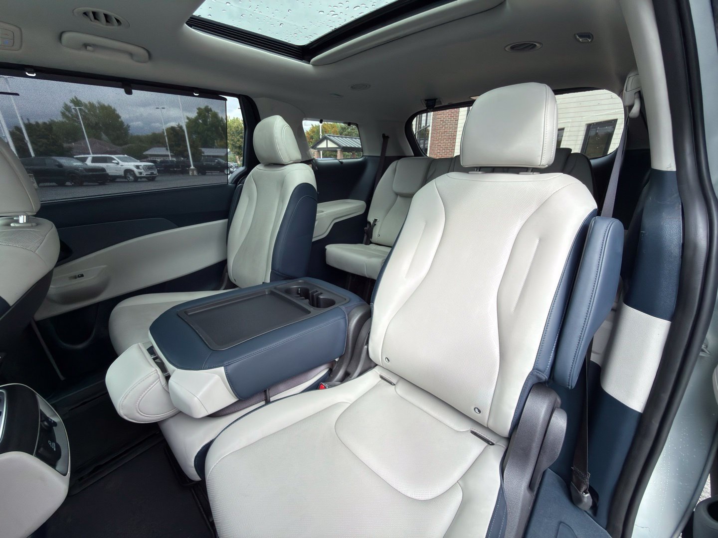 Used 2026 Kia Carnival SX FWD image 29