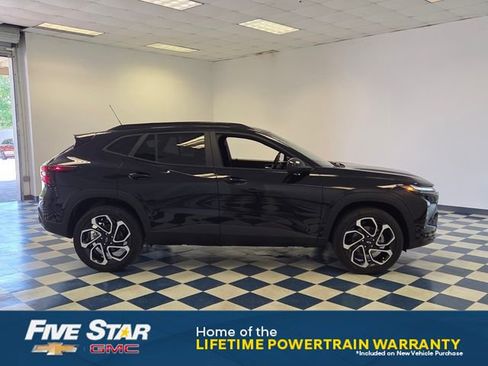 New 2026 Chevrolet Trax RS w/ Driver Confidence Package FWD image 12