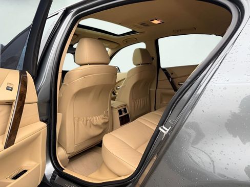 Used 2005 BMW 545i Sedan RWD image 23