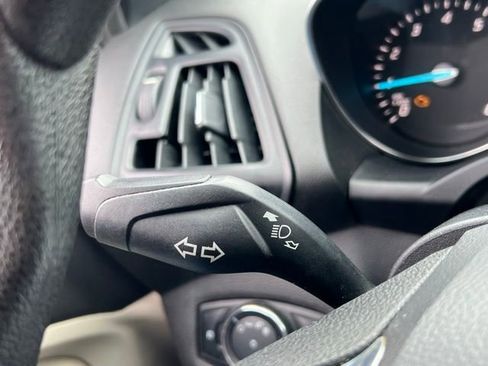 Used 2015 Ford Escape SE AWD/4WD image 16