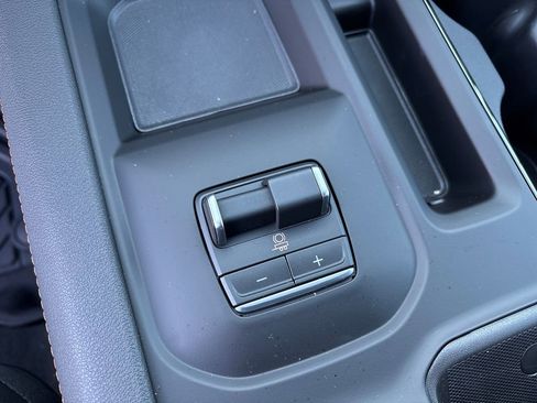 New 2026 GMC Sierra 2500 AT4 w/ AT4 Premium Plus Package image 25