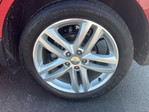Used 2019 Chevrolet Equinox Premier FWD image 12