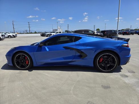Used 2022 Chevrolet Corvette Stingray Preferred Cpe w/ Z51 Performance Package RWD image 7