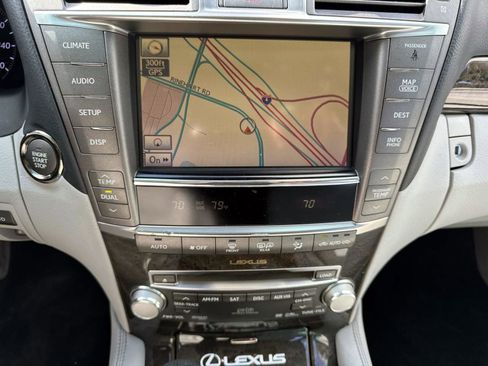 Used 2011 Lexus LS 460 image 26
