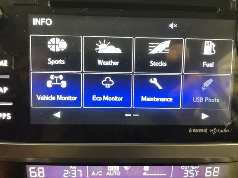 Used 2017 Subaru Outback 2.5i Limited image 15