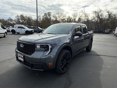 New 2026 Ford Maverick Lariat w/ Black Appearance Package