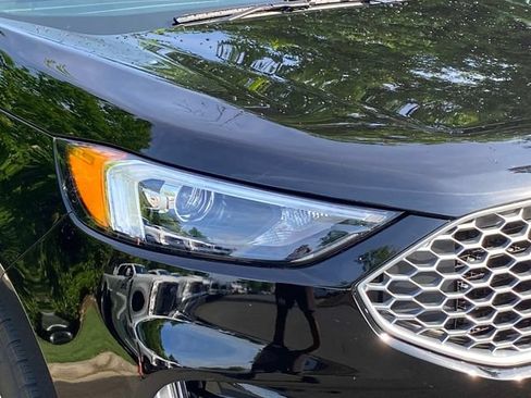 Used 2024 Ford Edge SEL w/ Convenience Package AWD/4WD image 4