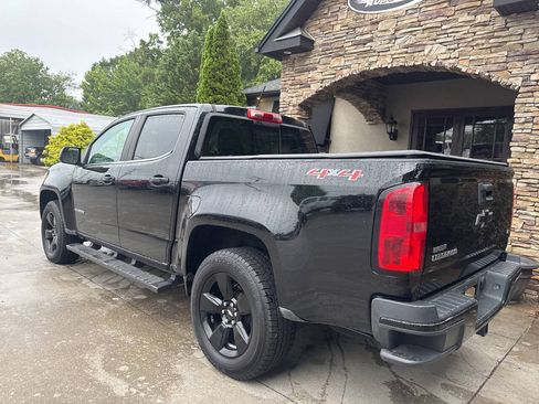 Used 2016 Chevrolet Colorado LT w/ Midnight Edition AWD/4WD image 3