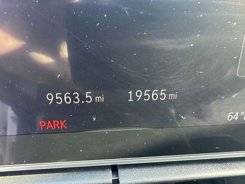 Used 2023 Mercedes-Benz C 300 4MATIC Sedan image 13