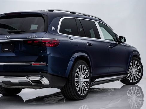 Used 2026 Mercedes-Benz Maybach GLS 600 4MATIC image 13