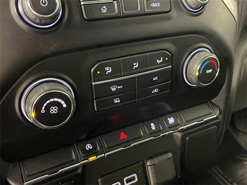 Used 2020 Chevrolet Silverado 1500 LT image 9