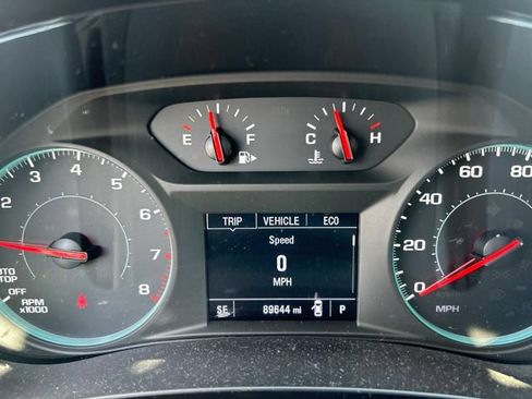 Used 2022 Chevrolet Malibu LT FWD image 8