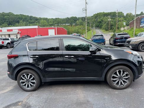Used 2017 Kia Sportage EX w/ EX Premium Package AWD/4WD image 3