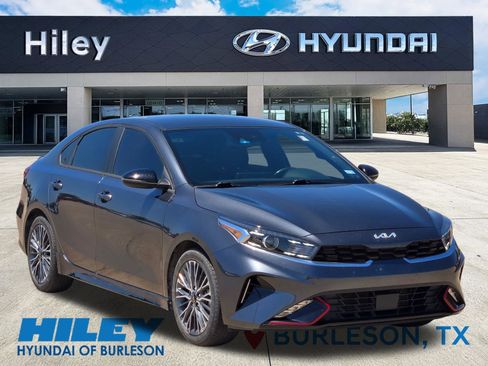 Used 2024 Kia Forte GT-Line FWD image 2