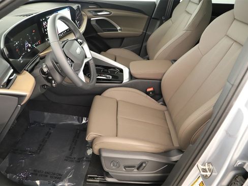 New 2025 Audi Q5 Prestige image 24
