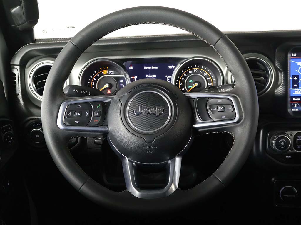 Used 2023 Jeep Wrangler Unlimited Sahara w/ Cold Weather Group AWD/4WD image 29