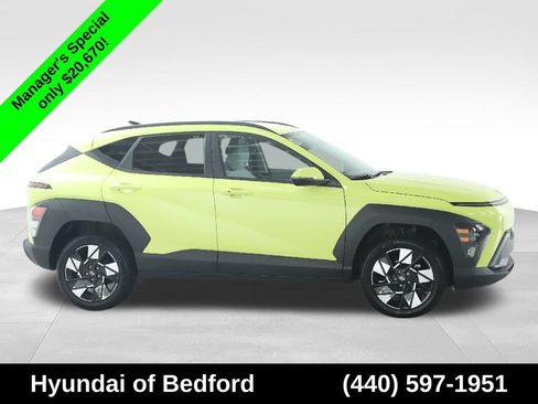 Used 2024 Hyundai Kona SEL AWD/4WD image 12
