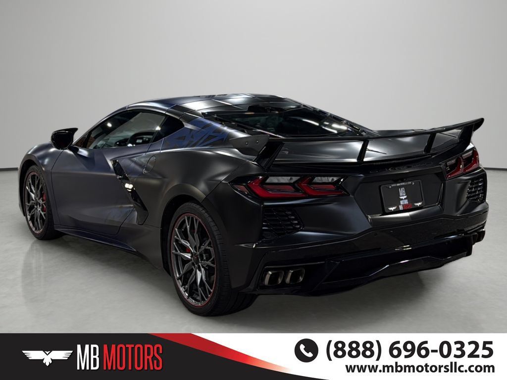 Used 2024 Chevrolet Corvette Stingray Preferred Cpe w/ Battery Protection Package RWD image 3