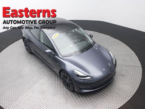 Used 2023 Tesla Model 3 Standard Range RWD image 3