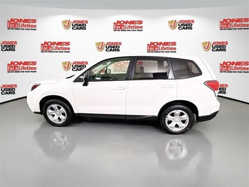 Used 2017 Subaru Forester 2.5i image 12
