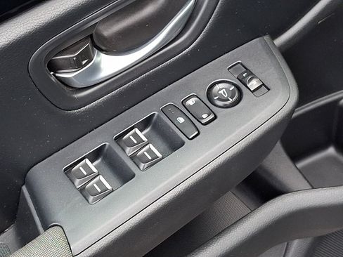 Certified 2024 Honda Pilot Sport image 25