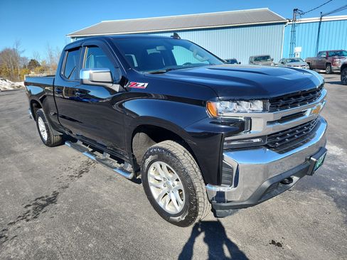 Certified 2021 Chevrolet Silverado 1500 LT image 2