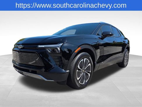 Used 2024 Chevrolet Blazer EV LT AWD/4WD image 35