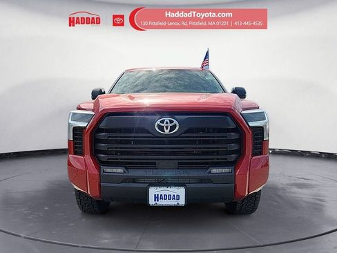 Used 2023 Toyota Tundra SR5 w/ SR5 Convenience Package AWD/4WD image 9