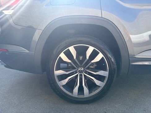 Used 2021 Volkswagen Atlas SEL Premium AWD/4WD image 11