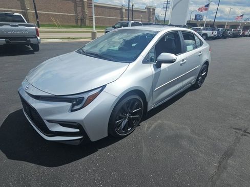 Certified 2023 Toyota Corolla SE w/ SE Premium Package FWD image 7