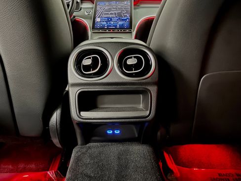 Used 2023 Mercedes-Benz C 300 Sedan w/ Exclusive Trim Package image 36